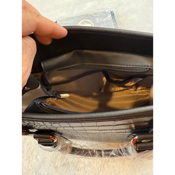 Dasein Black Croc Embossed Satchel Handbag Gold Accent Chain Strap New - Picture 12 of 12